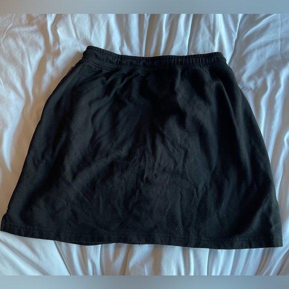 Eddie Bauer Camp Fleece Skirt - Picture 6 of 6